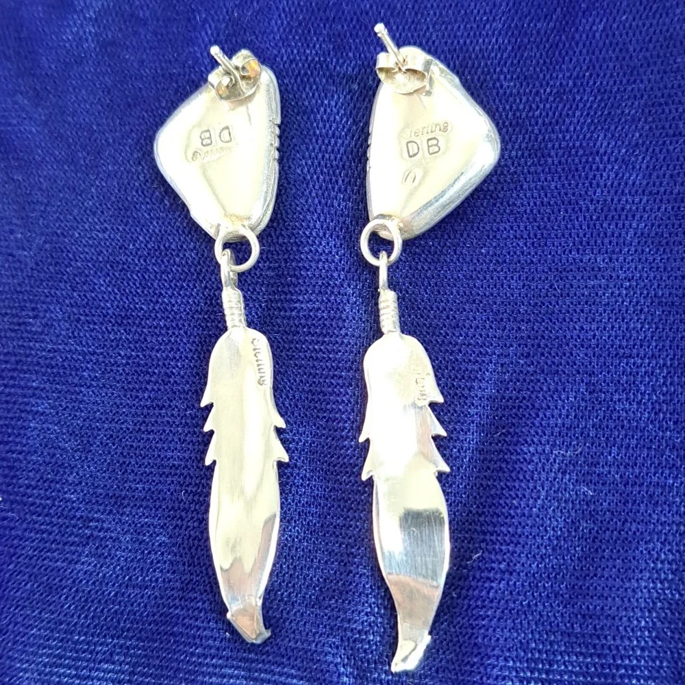 Vintage Native American Mother of Pearl Sterling Silver Feather Earrings - Picture 6 of 13